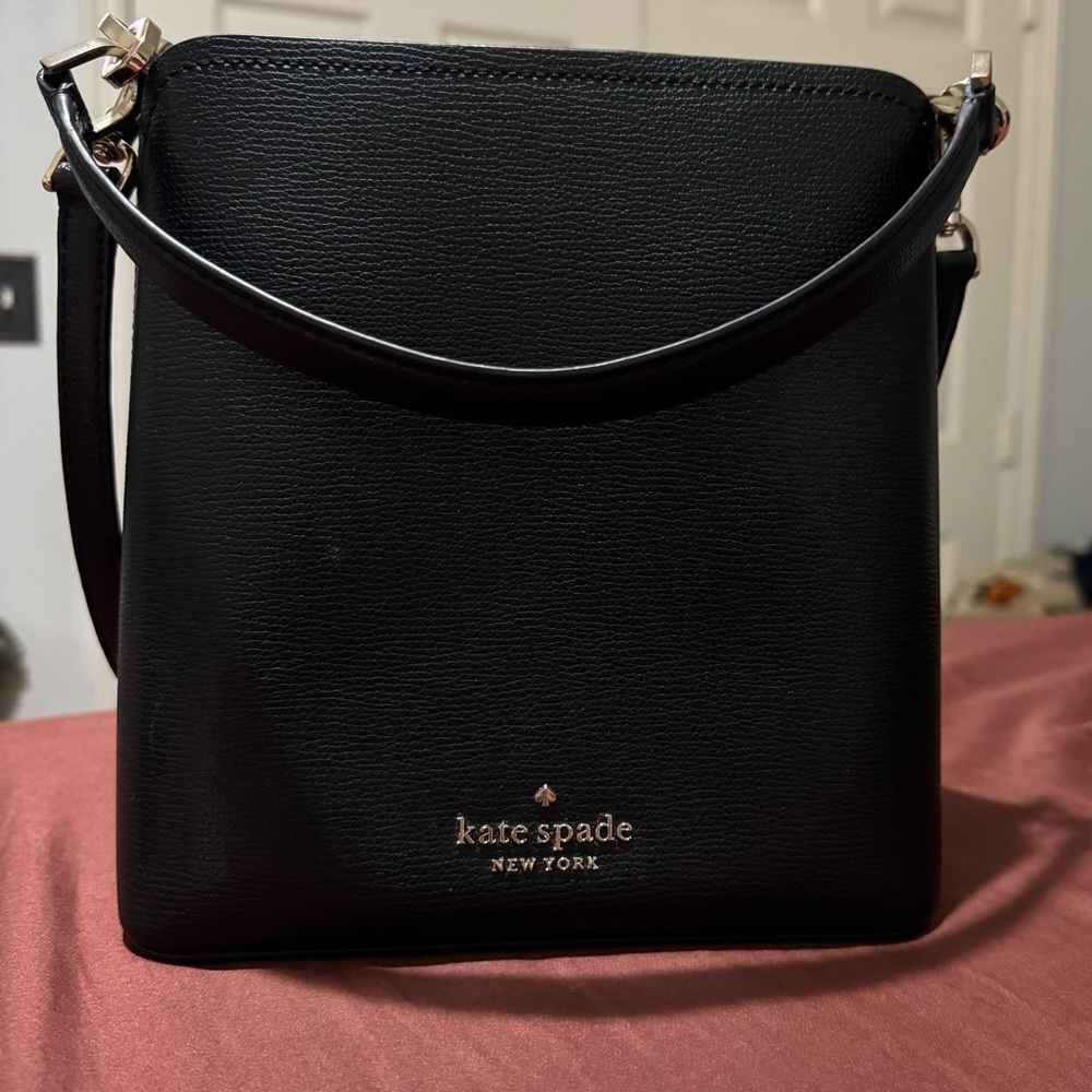 Kate spade small bucket bag